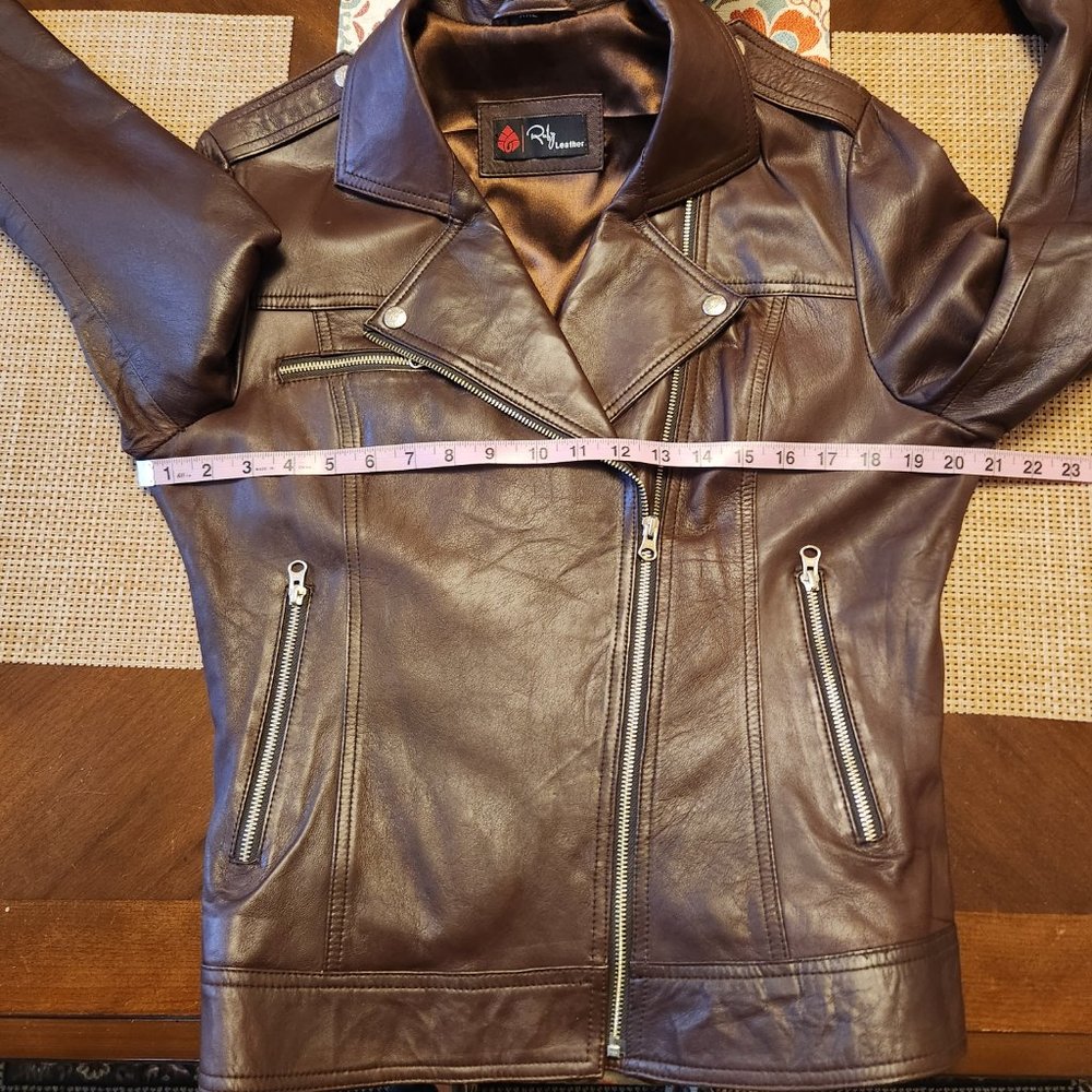 NWOT. Beautiful Brown Leather moto jacket - Picture 7 of 8